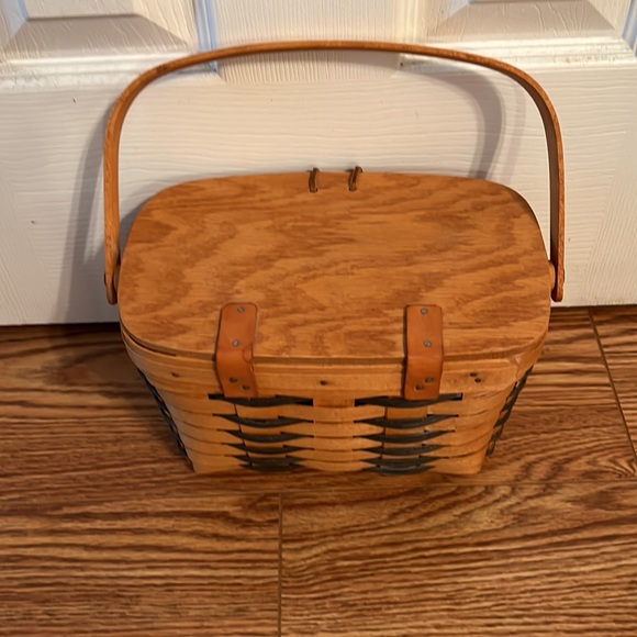 LONGABERGER  BASKET HANDWOVEN 1995  POCKETBOOK LID & CLOSURE HAS HANDLE VGC - Picture 2 of 10